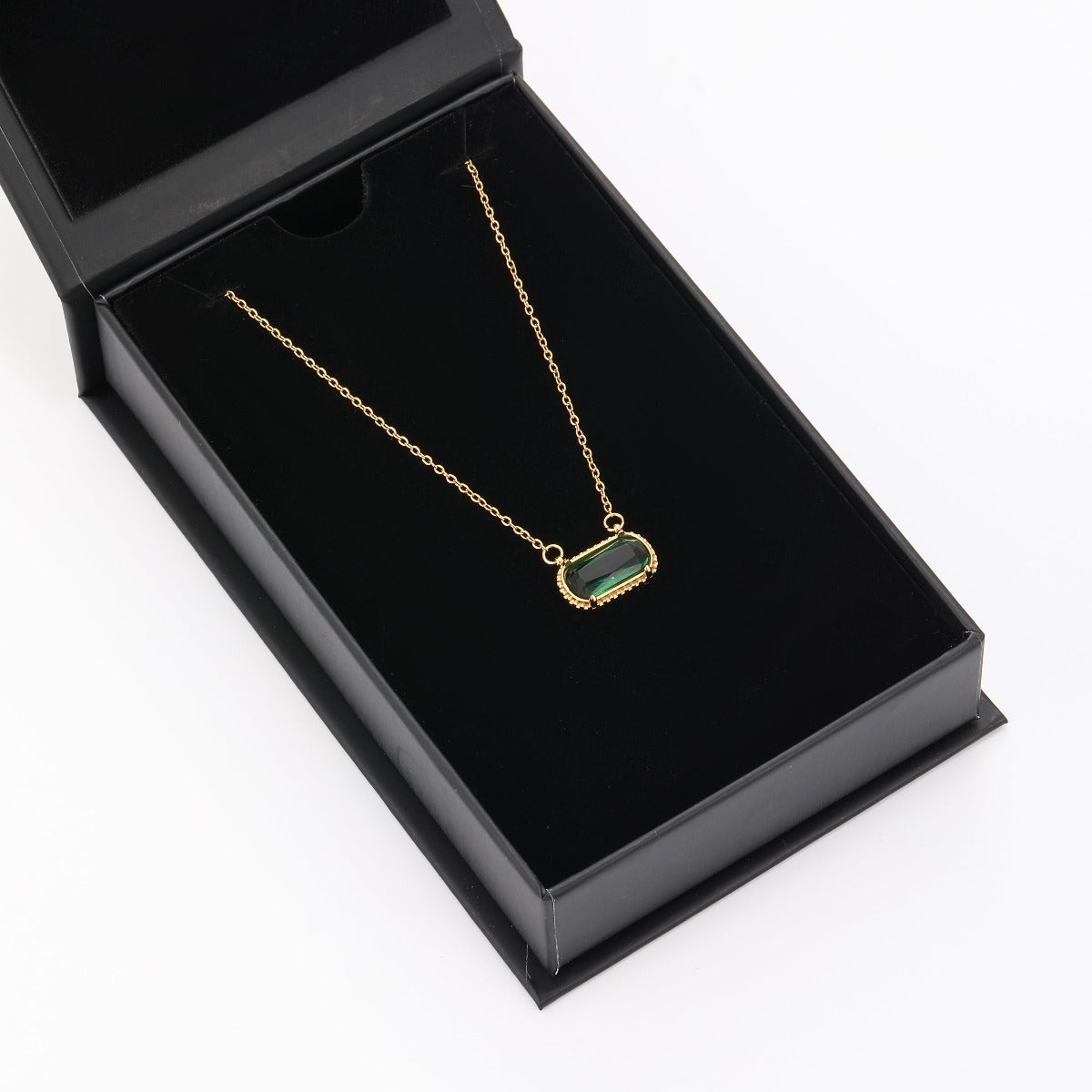 Stone Pendant Necklace