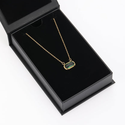 Stone Pendant Necklace
