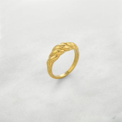 Twisted Ring